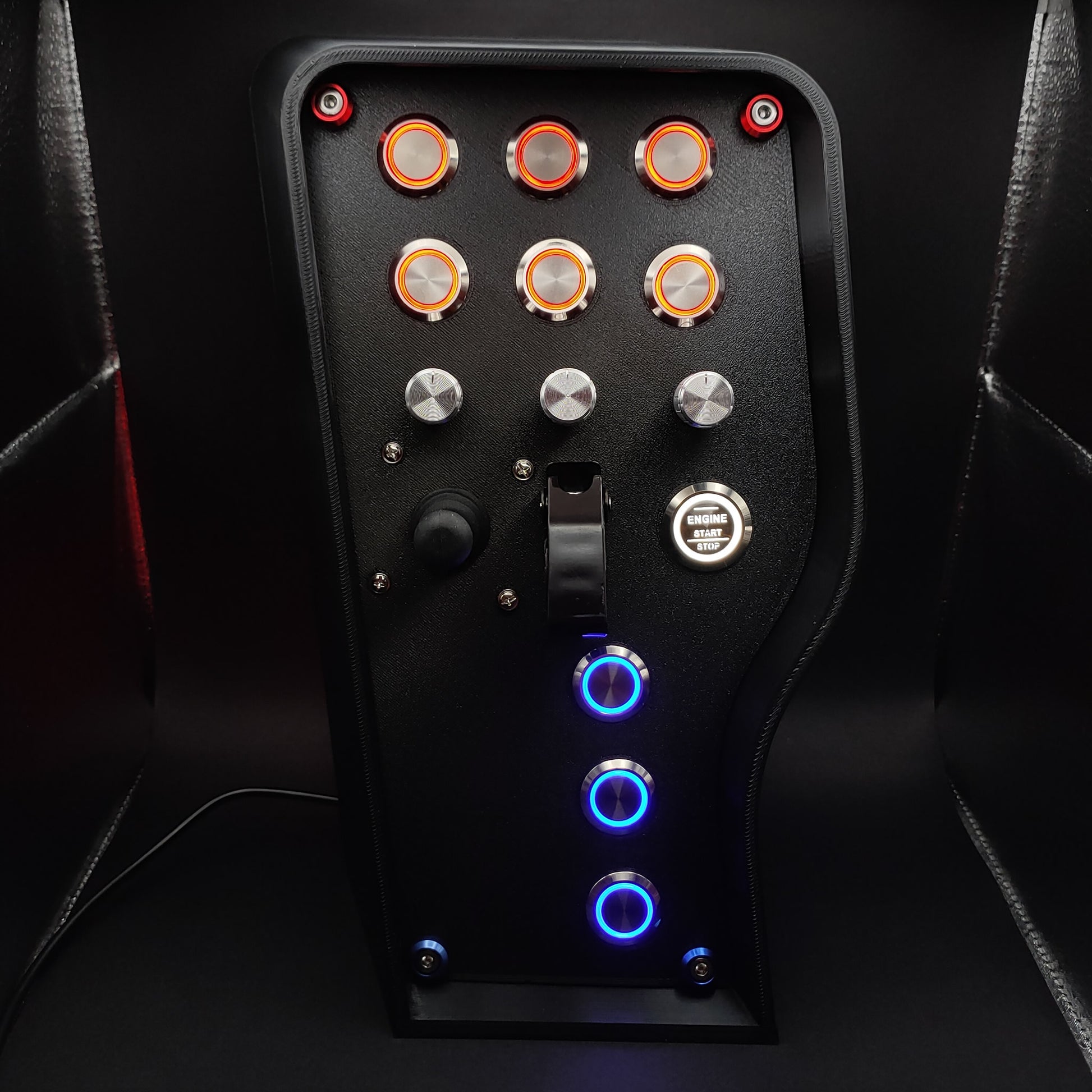 Daytona Edition button box with stealth matte finish, silver aluminium encoders, and black toggle.